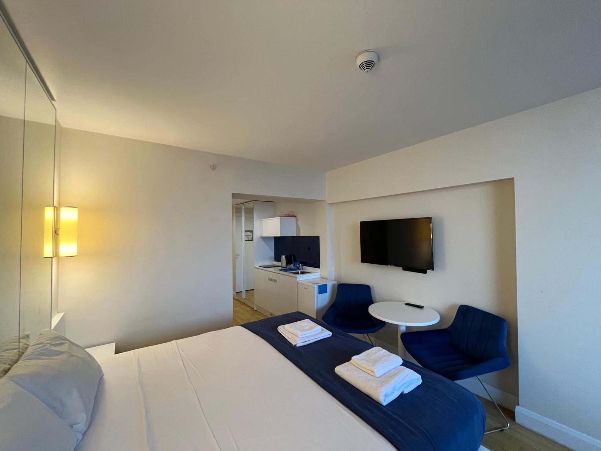 Orbi City Sun Tower 43 Floor Батуми Екстериор снимка